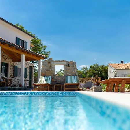 Villa Adastra *
